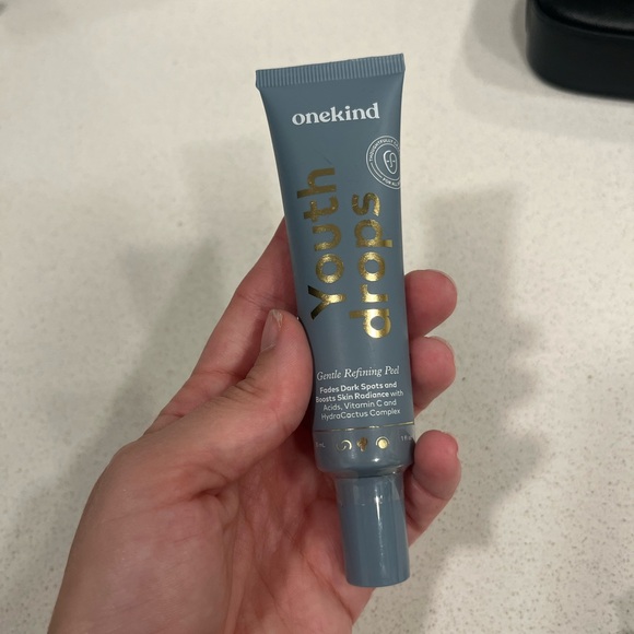Onekind Youth Drops Gentle Refining Peel - Picture 1 of 2